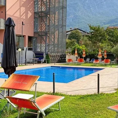 Hotel Everest 3*